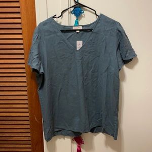 Brand new, never worn Loft Outlet top